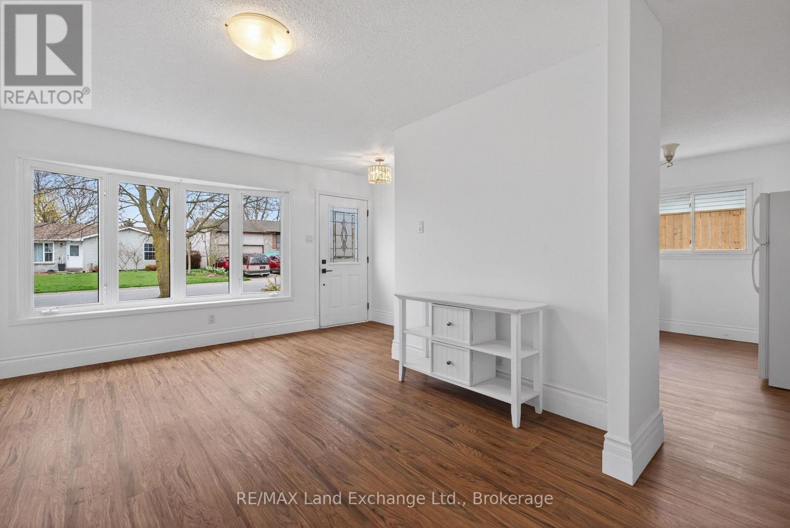 824 Andrew Malcolm Drive, Kincardine, Ontario  N2Z 1M6 - Photo 8 - X13080194
