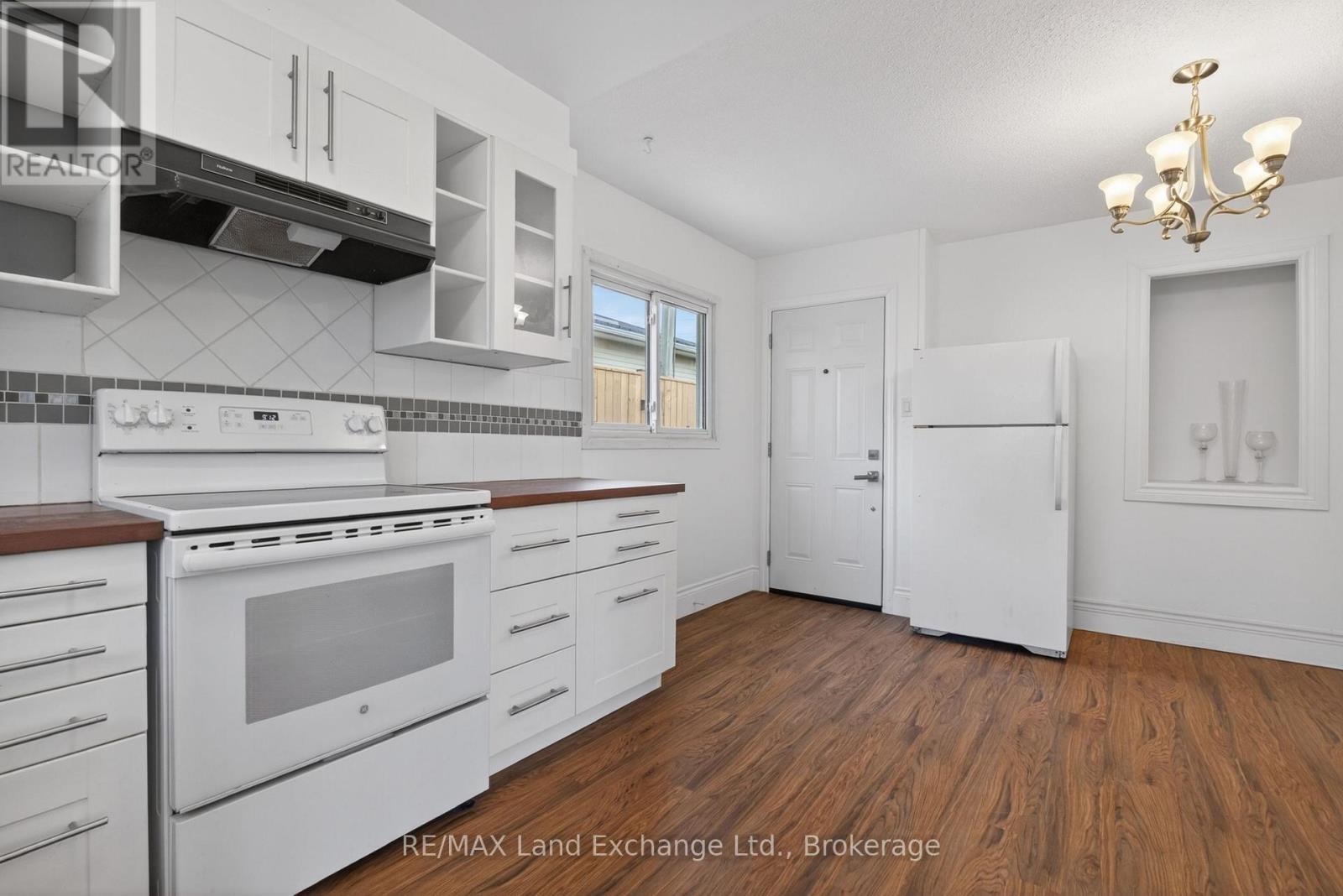 824 Andrew Malcolm Drive, Kincardine, Ontario  N2Z 1M6 - Photo 9 - X13080194