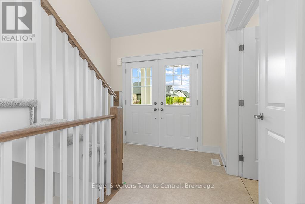 260 Snowberry Lane, Georgian Bluffs, Ontario  N0H 1S0 - Photo 2 - X13080256