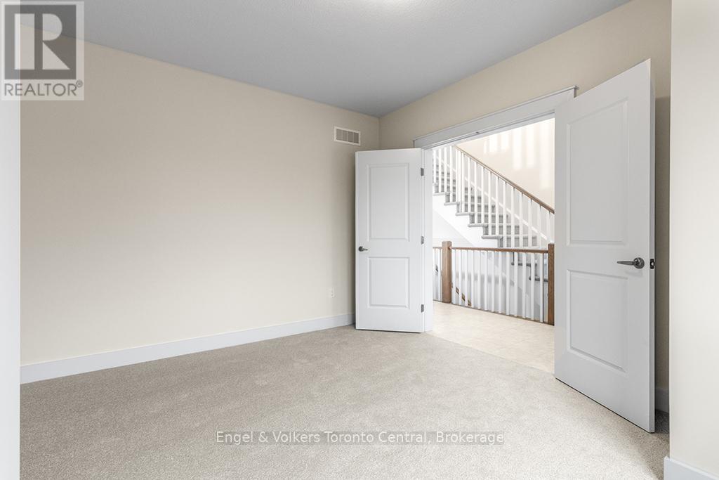 260 Snowberry Lane, Georgian Bluffs, Ontario  N0H 1S0 - Photo 4 - X13080256