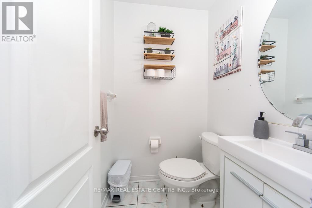 3038 Pendleton Road, Mississauga, Ontario  L5N 7C5 - Photo 15 - W13080030