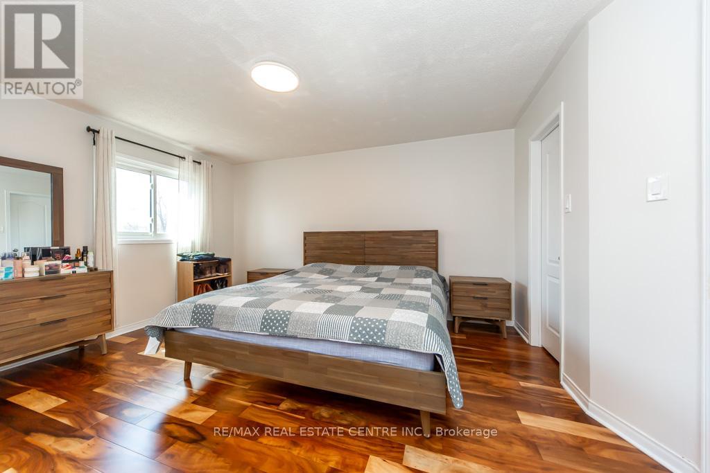 3038 Pendleton Road, Mississauga, Ontario  L5N 7C5 - Photo 19 - W13080030