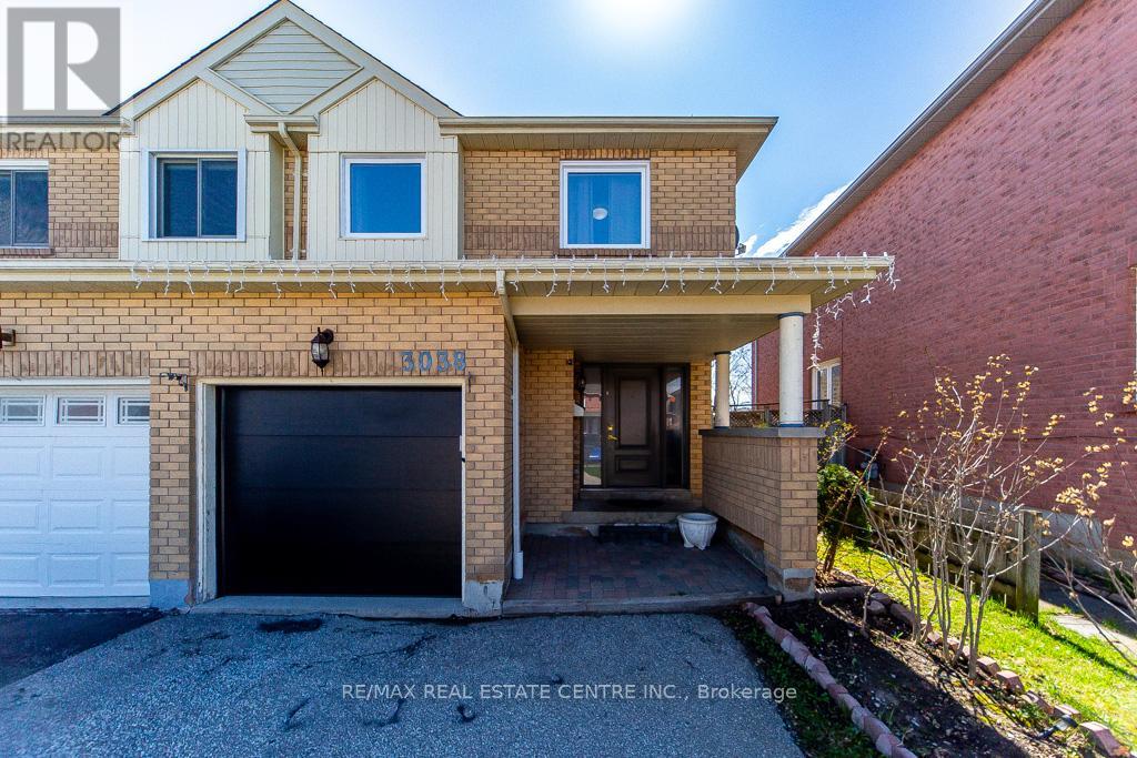 3038 Pendleton Road, Mississauga, Ontario  L5N 7C5 - Photo 2 - W13080030
