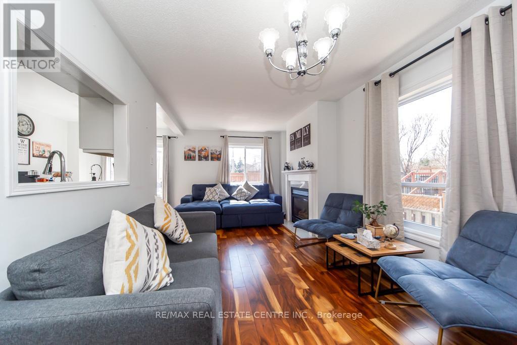 3038 Pendleton Road, Mississauga, Ontario  L5N 7C5 - Photo 6 - W13080030