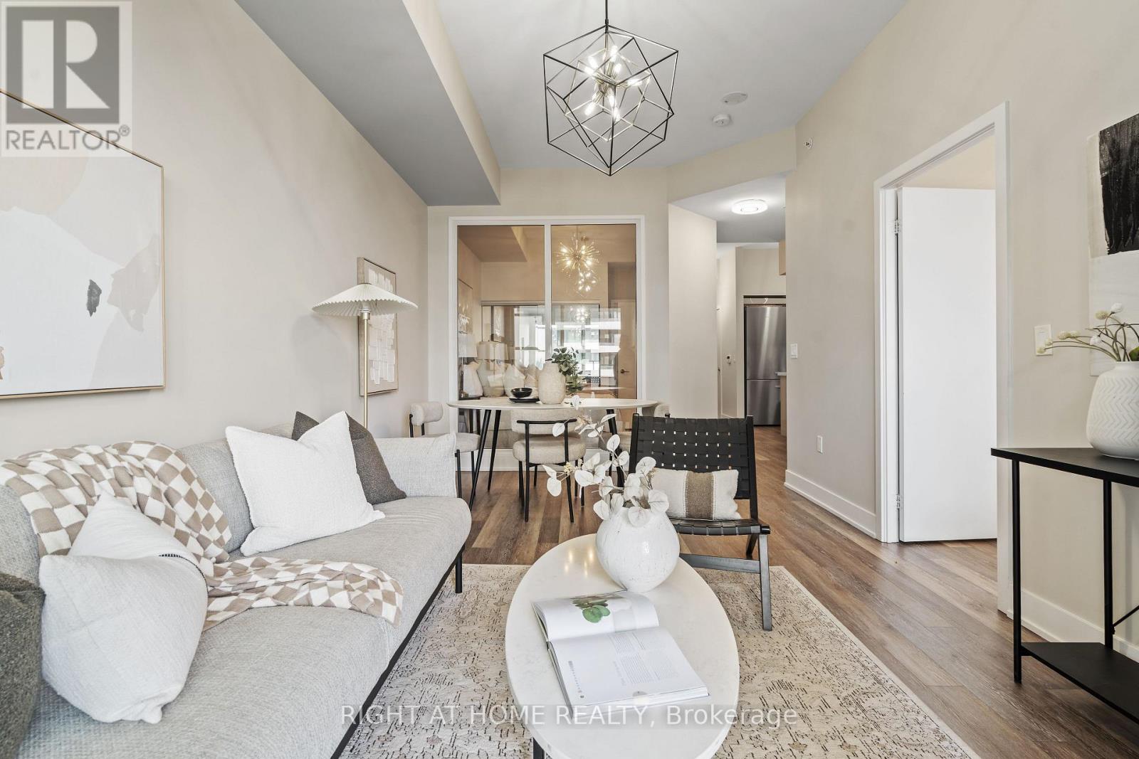329 - 30 Shore Breeze Drive, Toronto, Ontario  M8V 0J1 - Photo 13 - W13080064