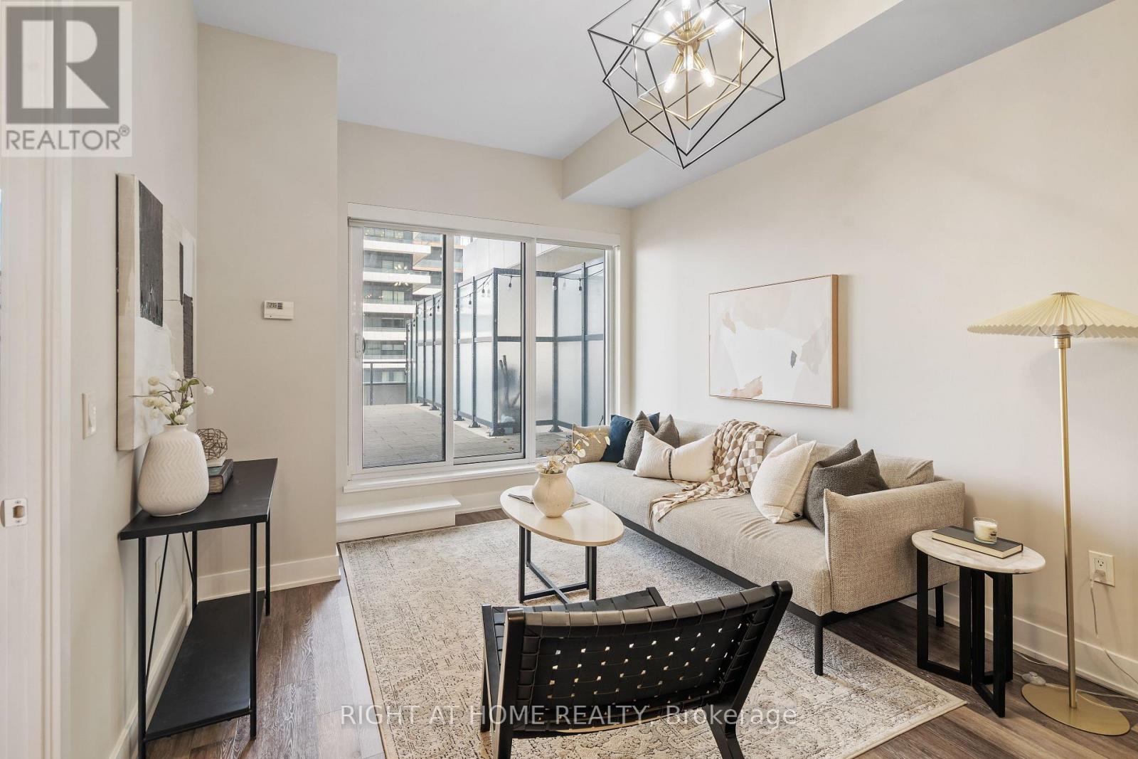329 - 30 Shore Breeze Drive, Toronto, Ontario  M8V 0J1 - Photo 2 - W13080064