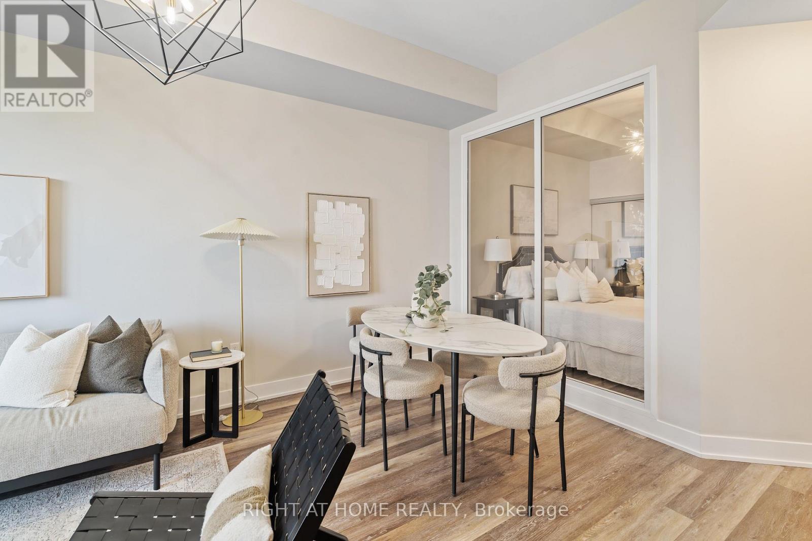 329 - 30 Shore Breeze Drive, Toronto, Ontario  M8V 0J1 - Photo 3 - W13080064