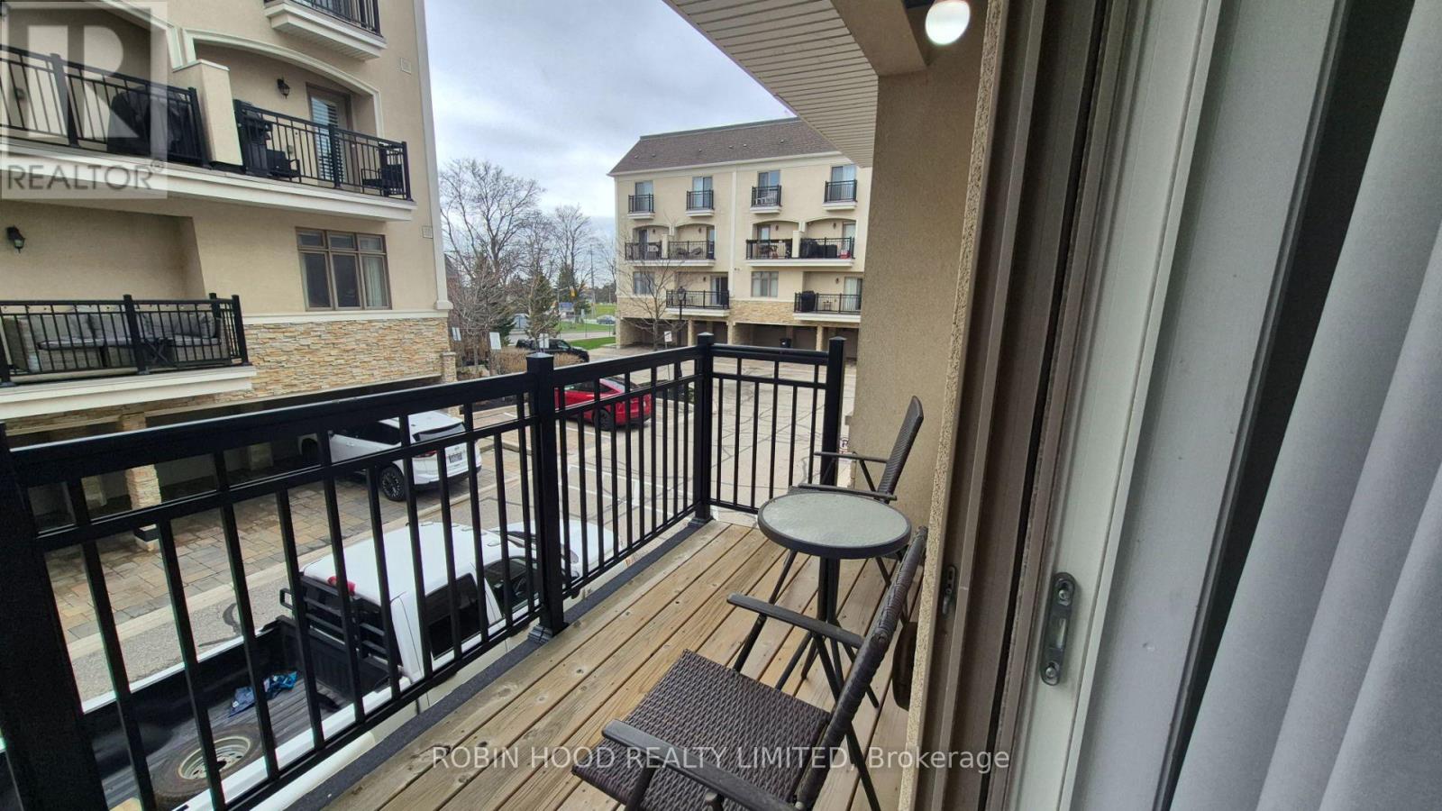 17 - 3077 Cawthra Road, Mississauga, Ontario  L5A 2X4 - Photo 9 - W13080094