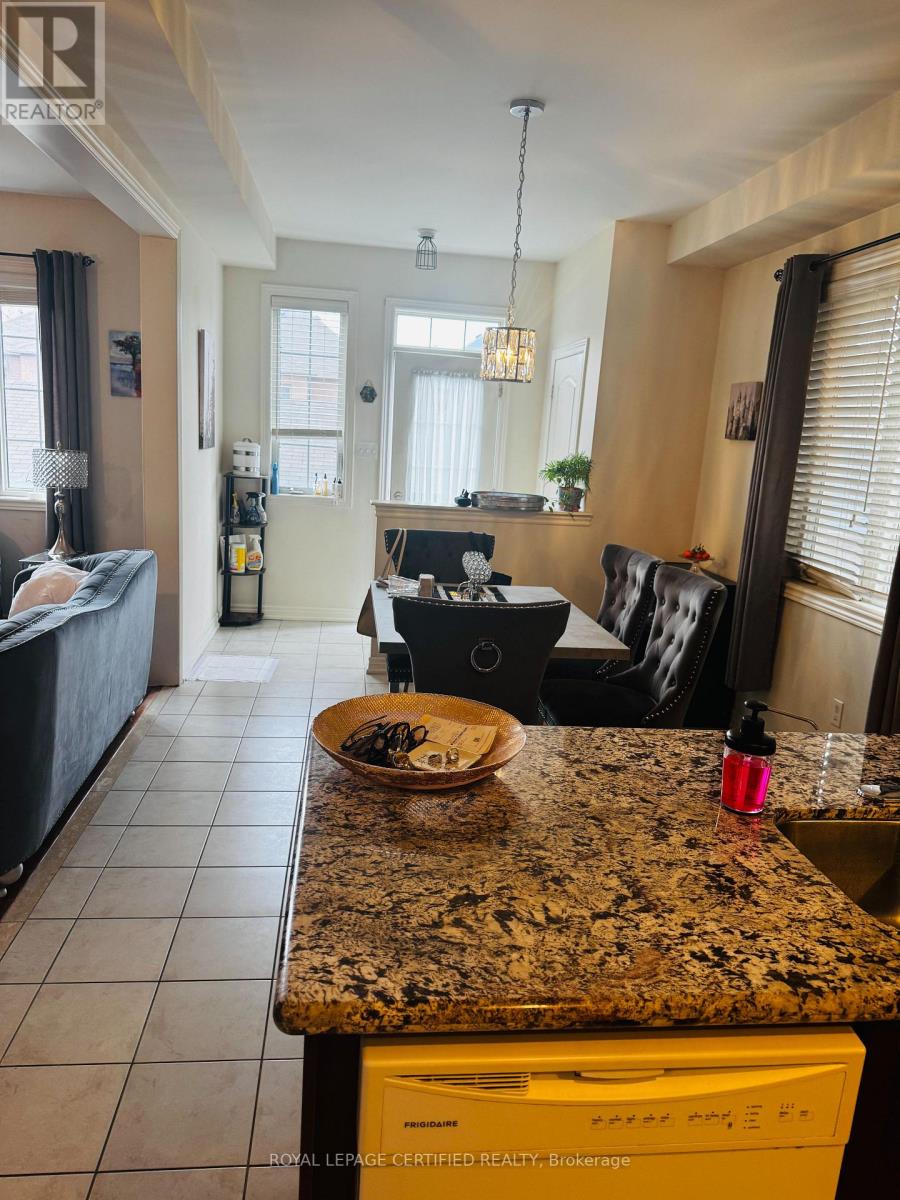 5463 Tenth Line, Mississauga, Ontario  L5M 0V7 - Photo 3 - W13080152