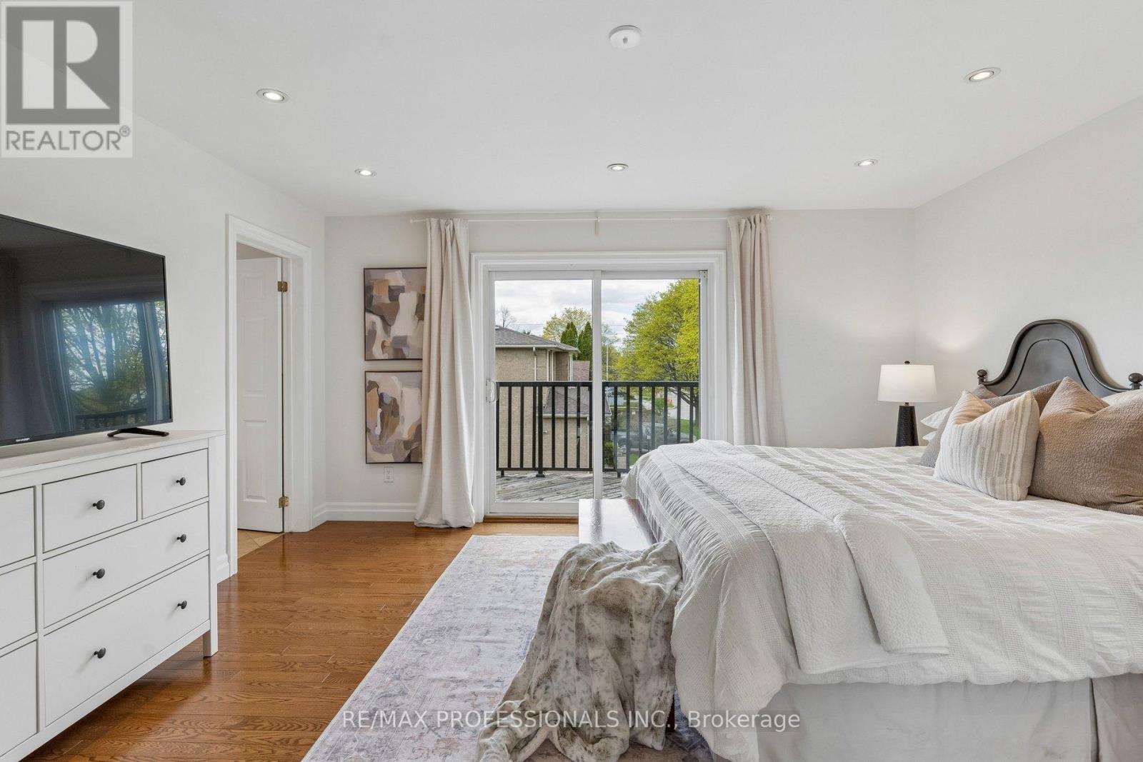 102 North Carson Street, Toronto, Ontario  M8W 4V5 - Photo 18 - W13080174