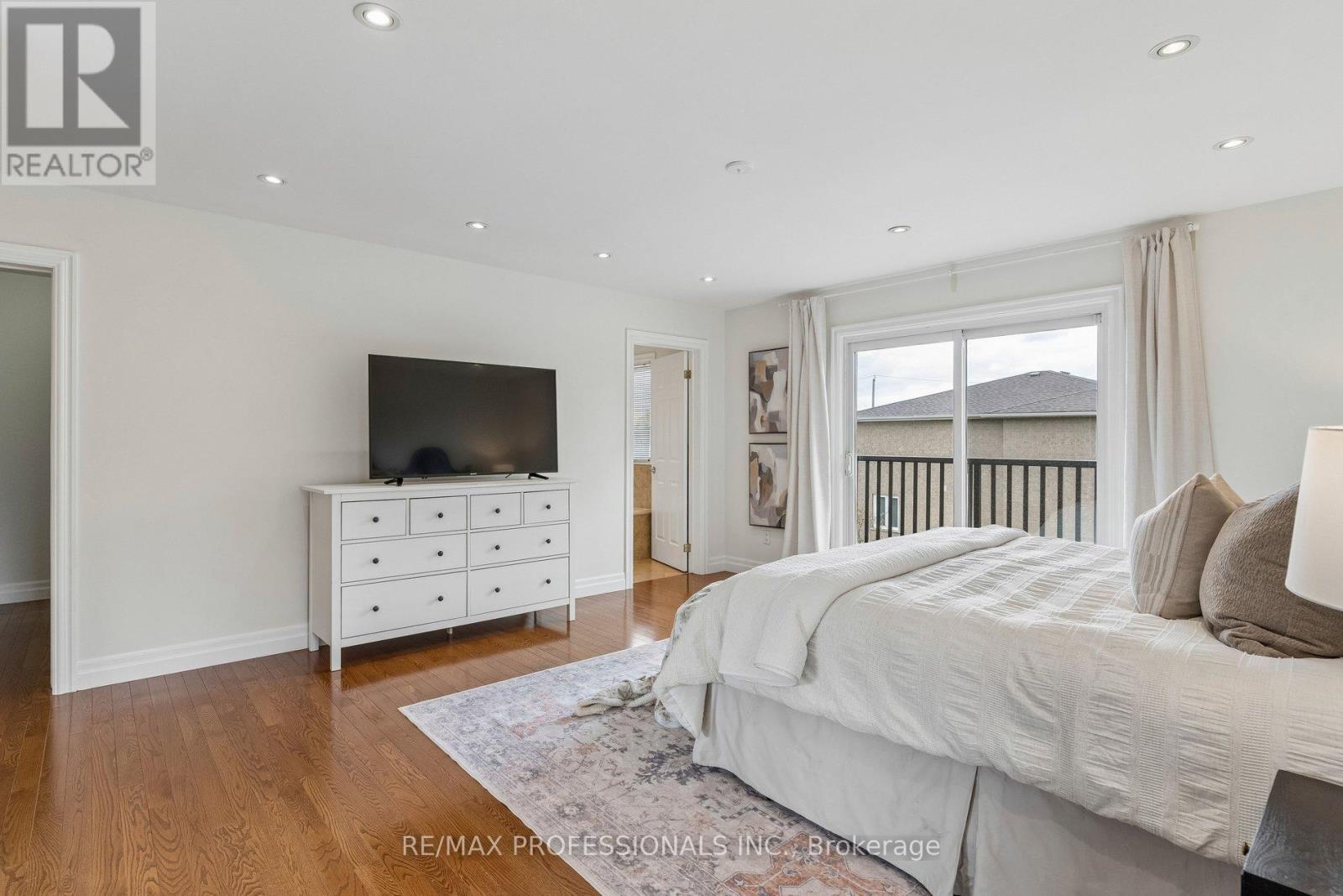 102 North Carson Street, Toronto, Ontario  M8W 4V5 - Photo 19 - W13080174