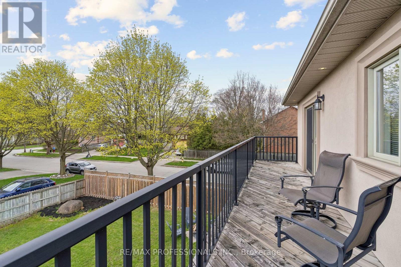 102 North Carson Street, Toronto, Ontario  M8W 4V5 - Photo 22 - W13080174
