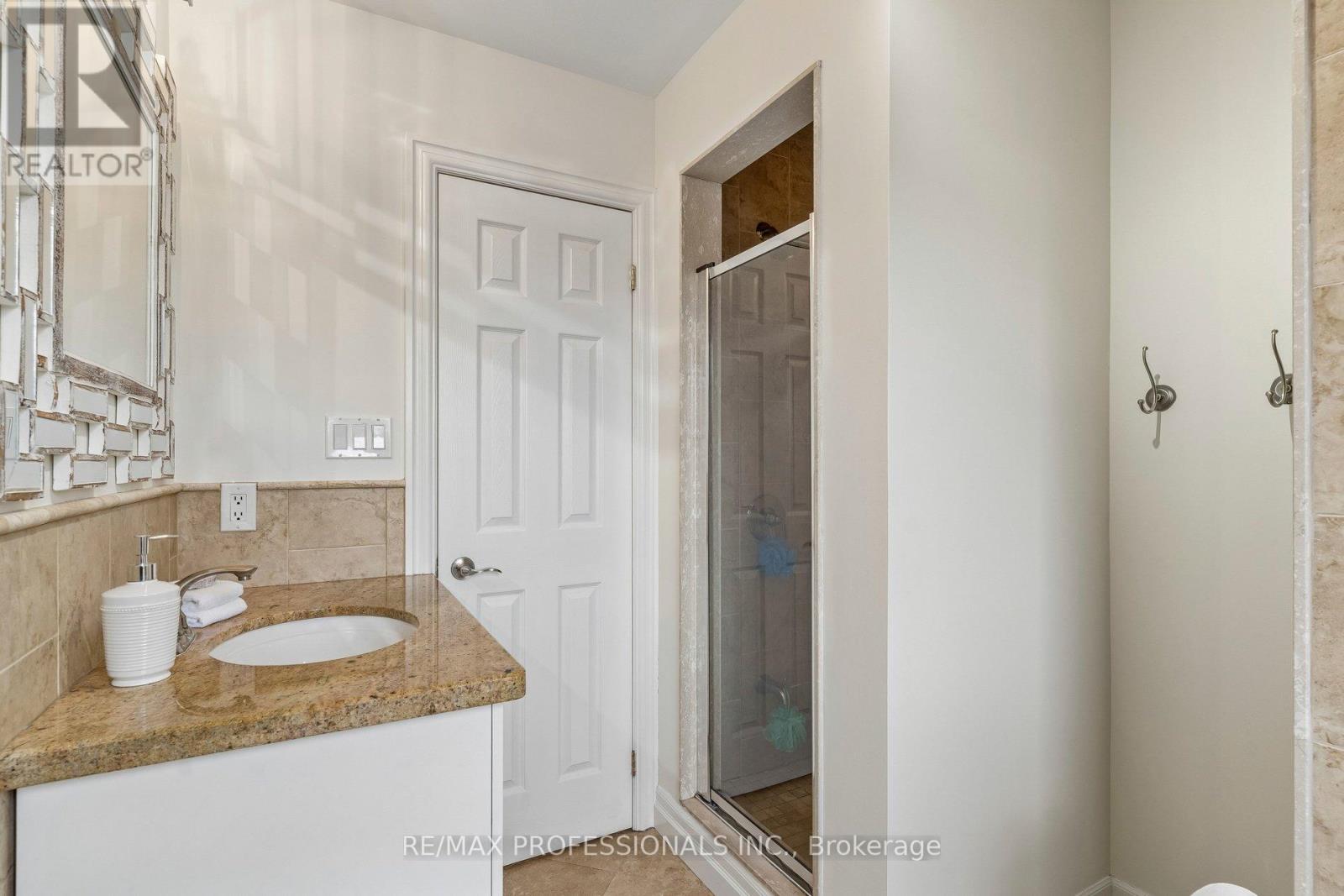 102 North Carson Street, Toronto, Ontario  M8W 4V5 - Photo 26 - W13080174