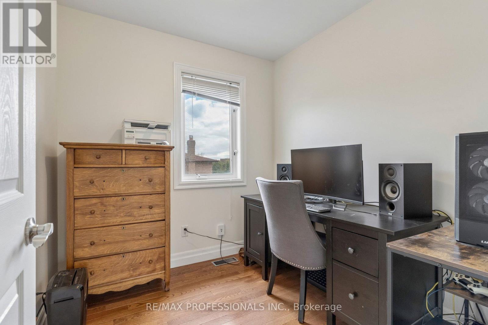102 North Carson Street, Toronto, Ontario  M8W 4V5 - Photo 27 - W13080174