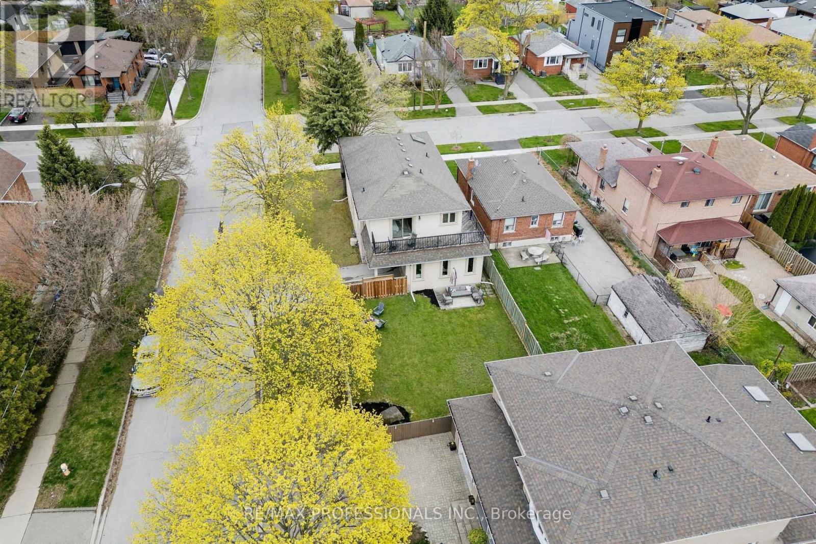 102 North Carson Street, Toronto, Ontario  M8W 4V5 - Photo 38 - W13080174