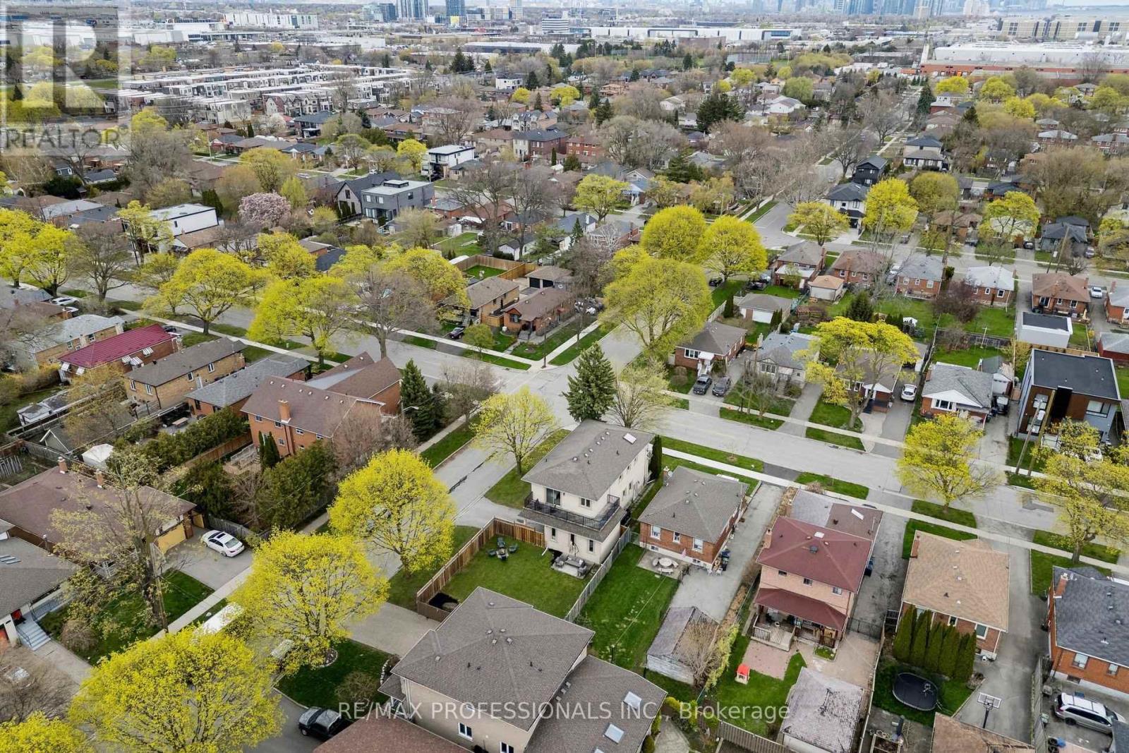 102 North Carson Street, Toronto, Ontario  M8W 4V5 - Photo 40 - W13080174