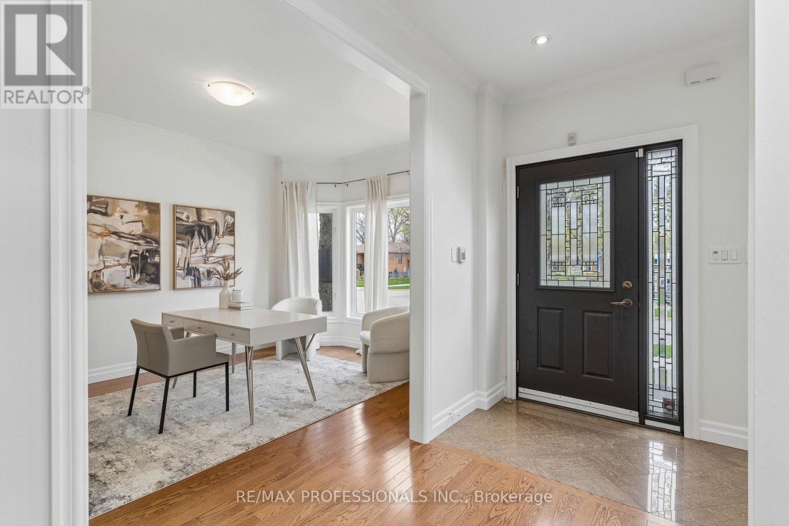 102 North Carson Street, Toronto, Ontario  M8W 4V5 - Photo 7 - W13080174