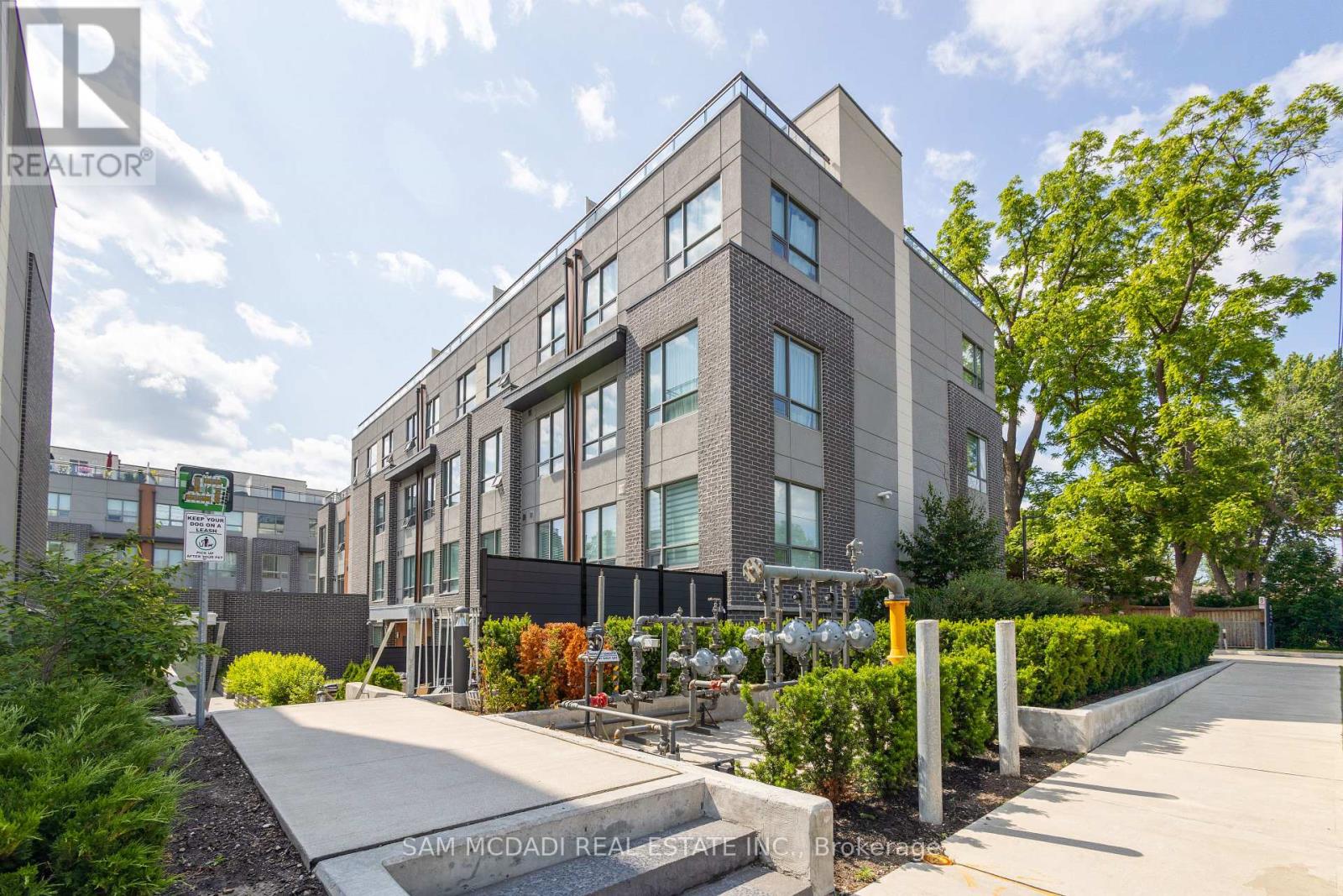 1 - 670 Atwater Avenue, Mississauga, Ontario  L5G 0B6 - Photo 27 - W13080216