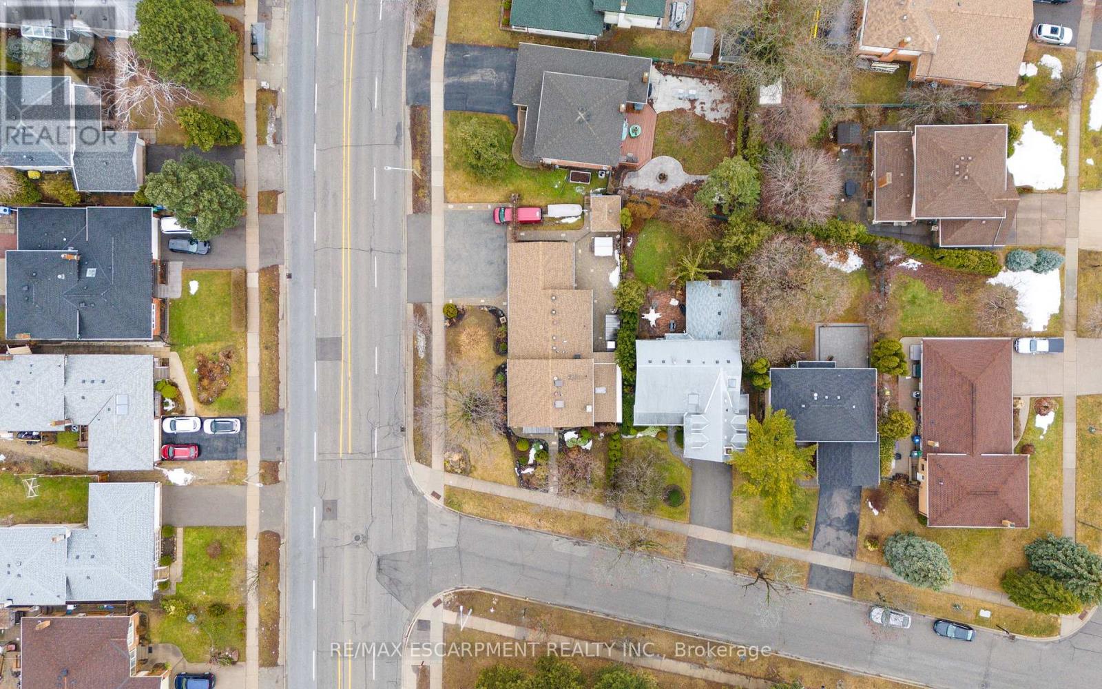 1045 Bloor Street, Mississauga, Ontario  L4Y 2N3 - Photo 49 - W13080280
