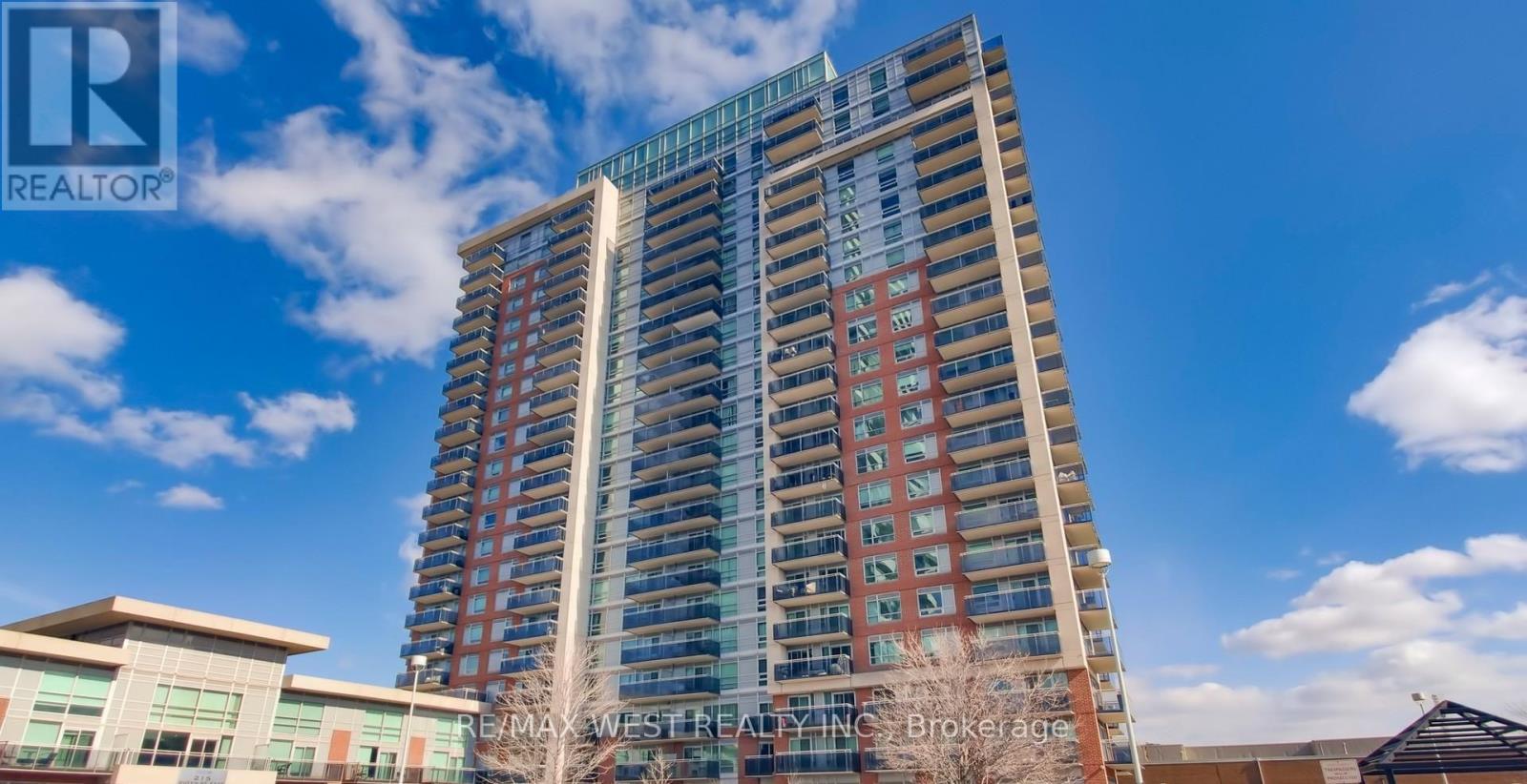2108 - 215 Queen Street E, Brampton, Ontario  L6W 0A9 - Photo 1 - W13080294