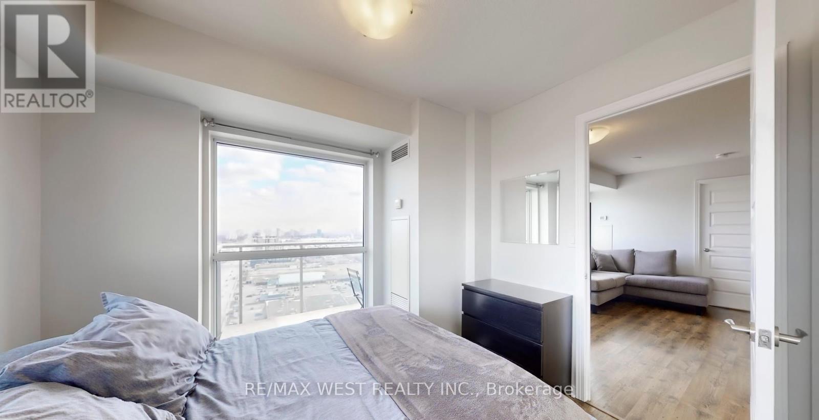 2108 - 215 Queen Street E, Brampton, Ontario  L6W 0A9 - Photo 15 - W13080294