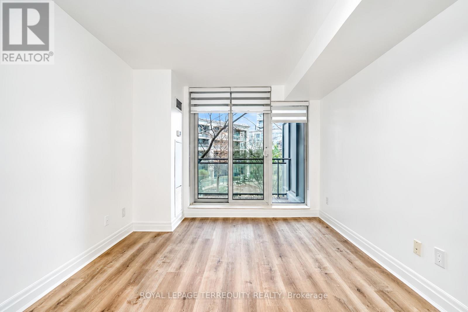 206 - 2121 Lake Shore Boulevard W, Toronto, Ontario  M8V 4E9 - Photo 13 - W13080328