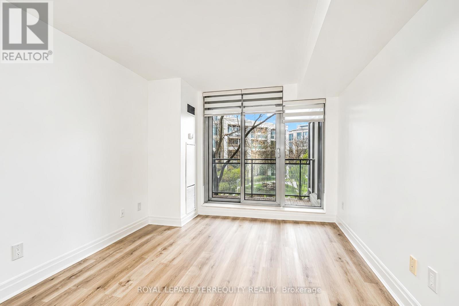 206 - 2121 Lake Shore Boulevard W, Toronto, Ontario  M8V 4E9 - Photo 14 - W13080328