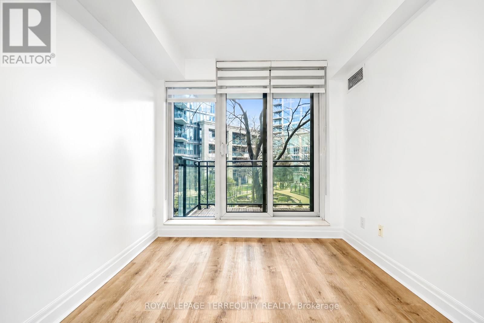 206 - 2121 Lake Shore Boulevard W, Toronto, Ontario  M8V 4E9 - Photo 21 - W13080328