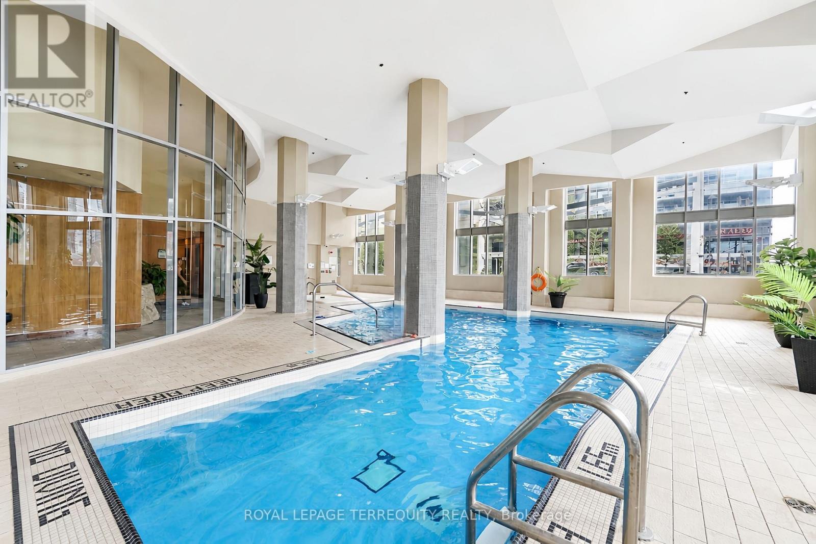 206 - 2121 Lake Shore Boulevard W, Toronto, Ontario  M8V 4E9 - Photo 6 - W13080328