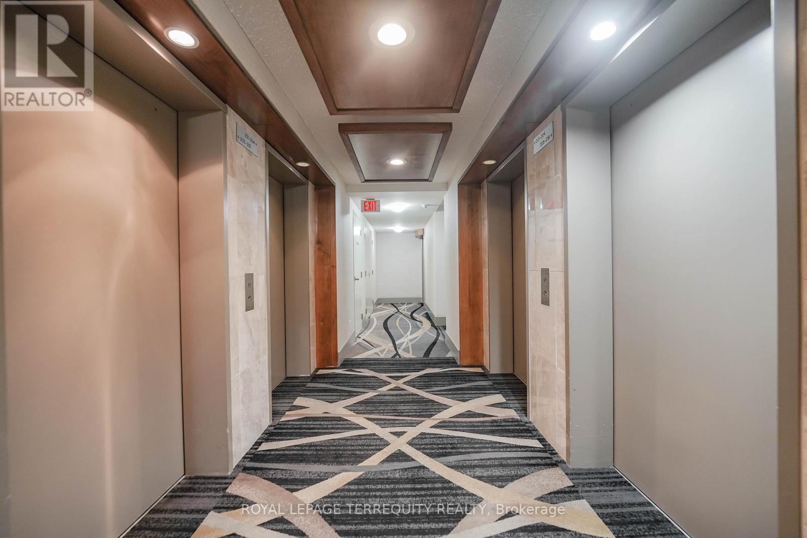 206 - 2121 Lake Shore Boulevard W, Toronto, Ontario  M8V 4E9 - Photo 8 - W13080328