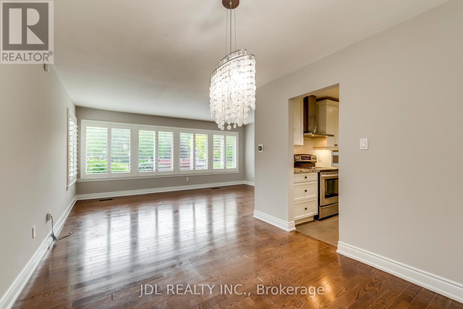 1266 Lambeth Road, Oakville, Ontario  L6H 2E3 - Photo 11 - W13080342