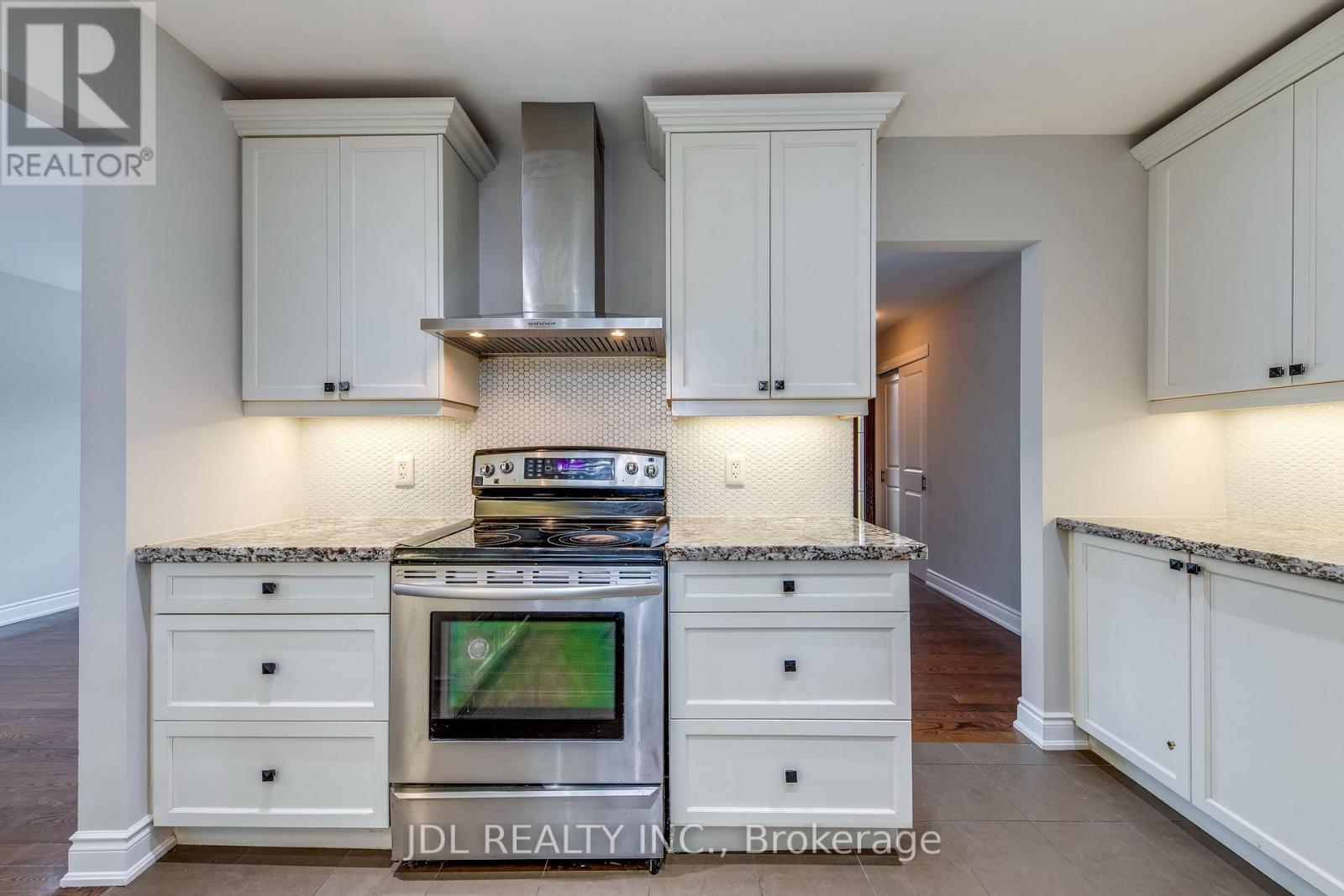 1266 Lambeth Road, Oakville, Ontario  L6H 2E3 - Photo 15 - W13080342