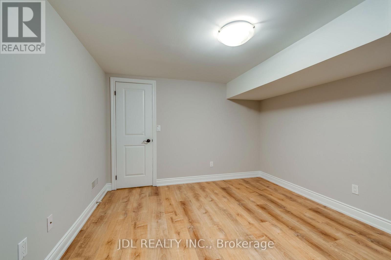 1266 Lambeth Road, Oakville, Ontario  L6H 2E3 - Photo 33 - W13080342