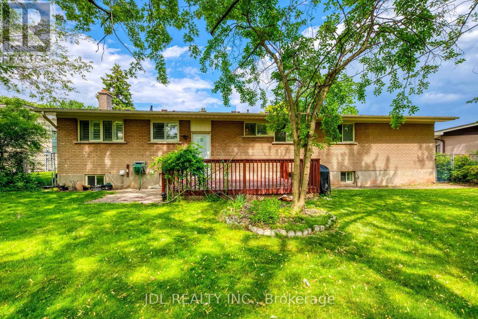 1266 Lambeth Road, Oakville, Ontario  L6H 2E3 - Photo 46 - W13080342