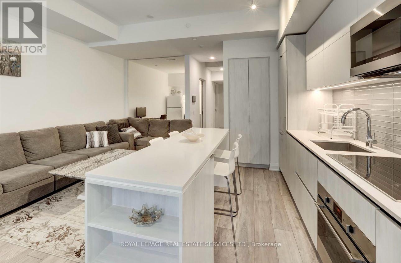 7 - 32 Park Street E, Mississauga, Ontario  L5G 1L7 - Photo 5 - W13080364