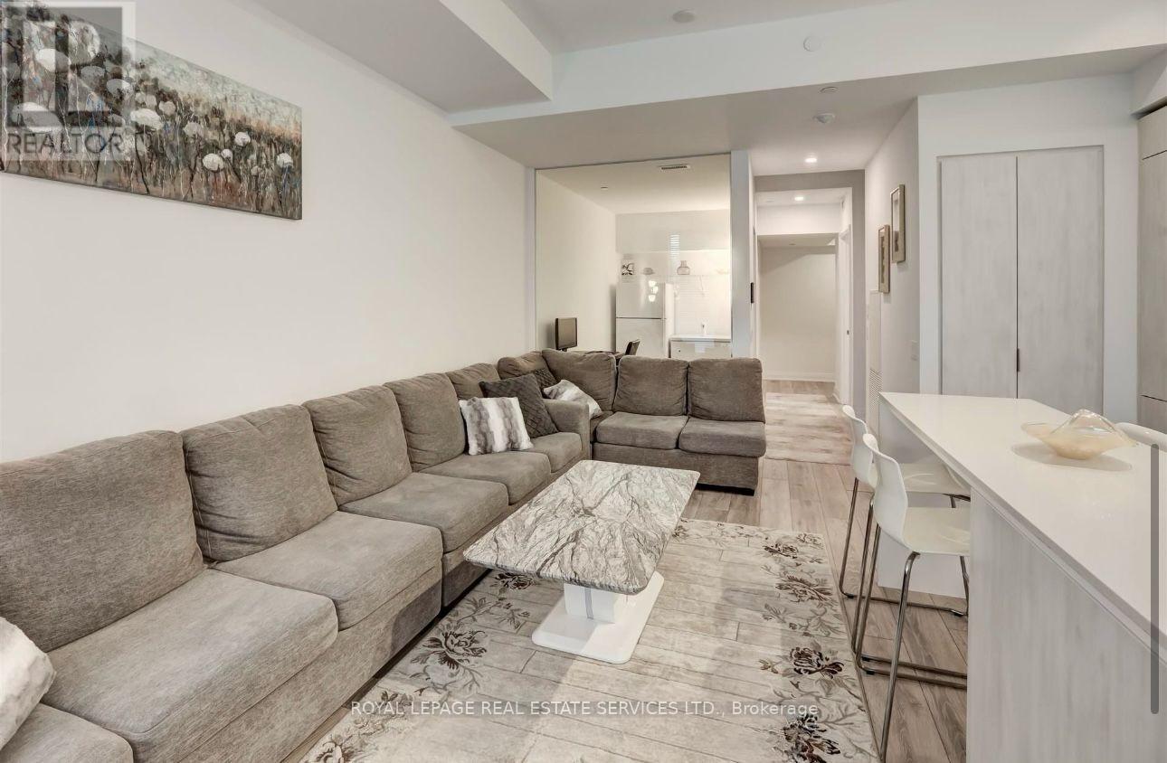 7 - 32 Park Street E, Mississauga, Ontario  L5G 1L7 - Photo 8 - W13080364