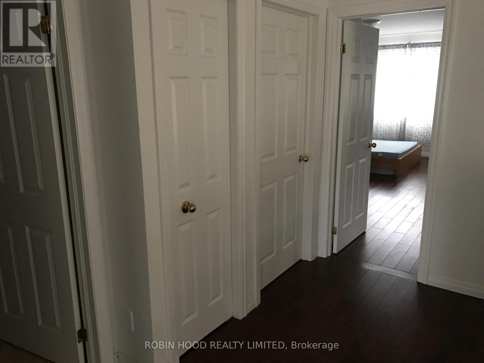 936 Banffshire Court, Kitchener, Ontario  N2R 1W8 - Photo 6 - X13080032