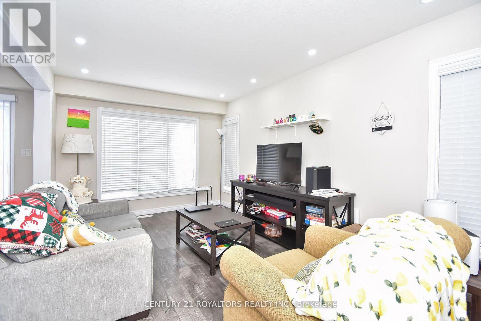 1584 Dunkirk Avenue, Woodstock, Ontario  N4T 0L1 - Photo 4 - X13080050