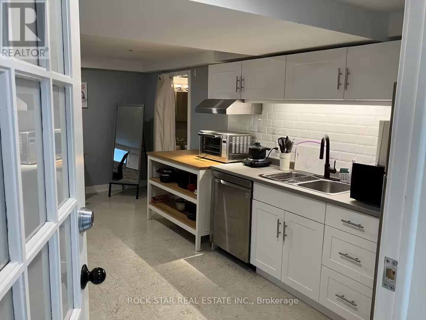 Lower - 102 Kribs Street, Cambridge, Ontario  N3C 3N5 - Photo 8 - X13080160
