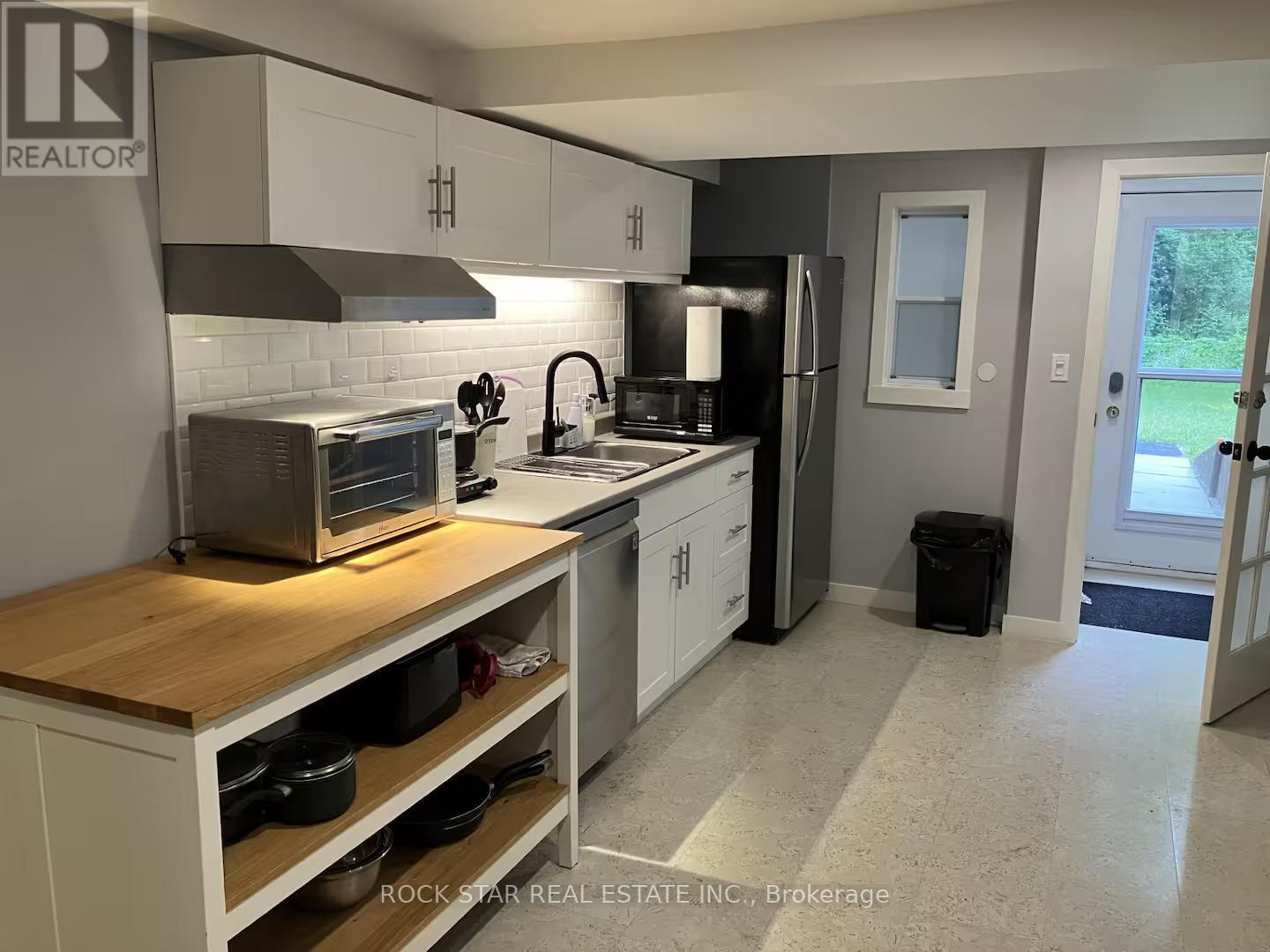 Lower - 102 Kribs Street, Cambridge, Ontario  N3C 3N5 - Photo 9 - X13080160