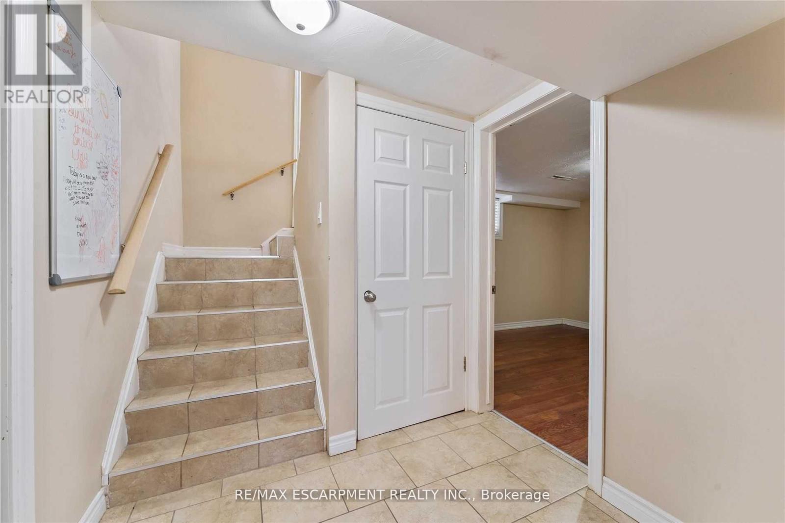 Basement - 864 Upper Ottawa Street, Hamilton, Ontario  L8T 3V5 - Photo 3 - X13080206