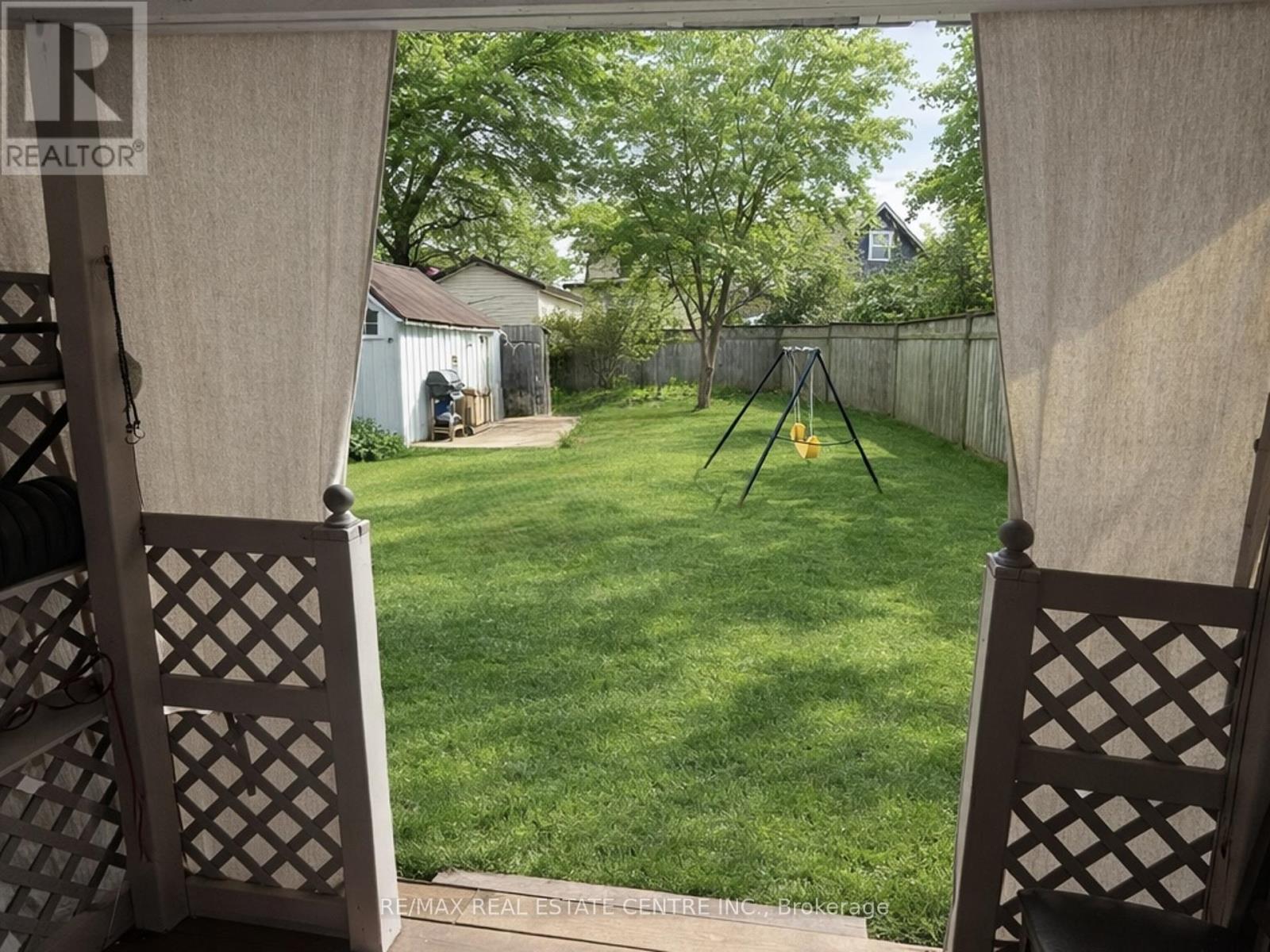 5 Easton Street, Cambridge, Ontario  N1R 1G3 - Photo 7 - X13080226