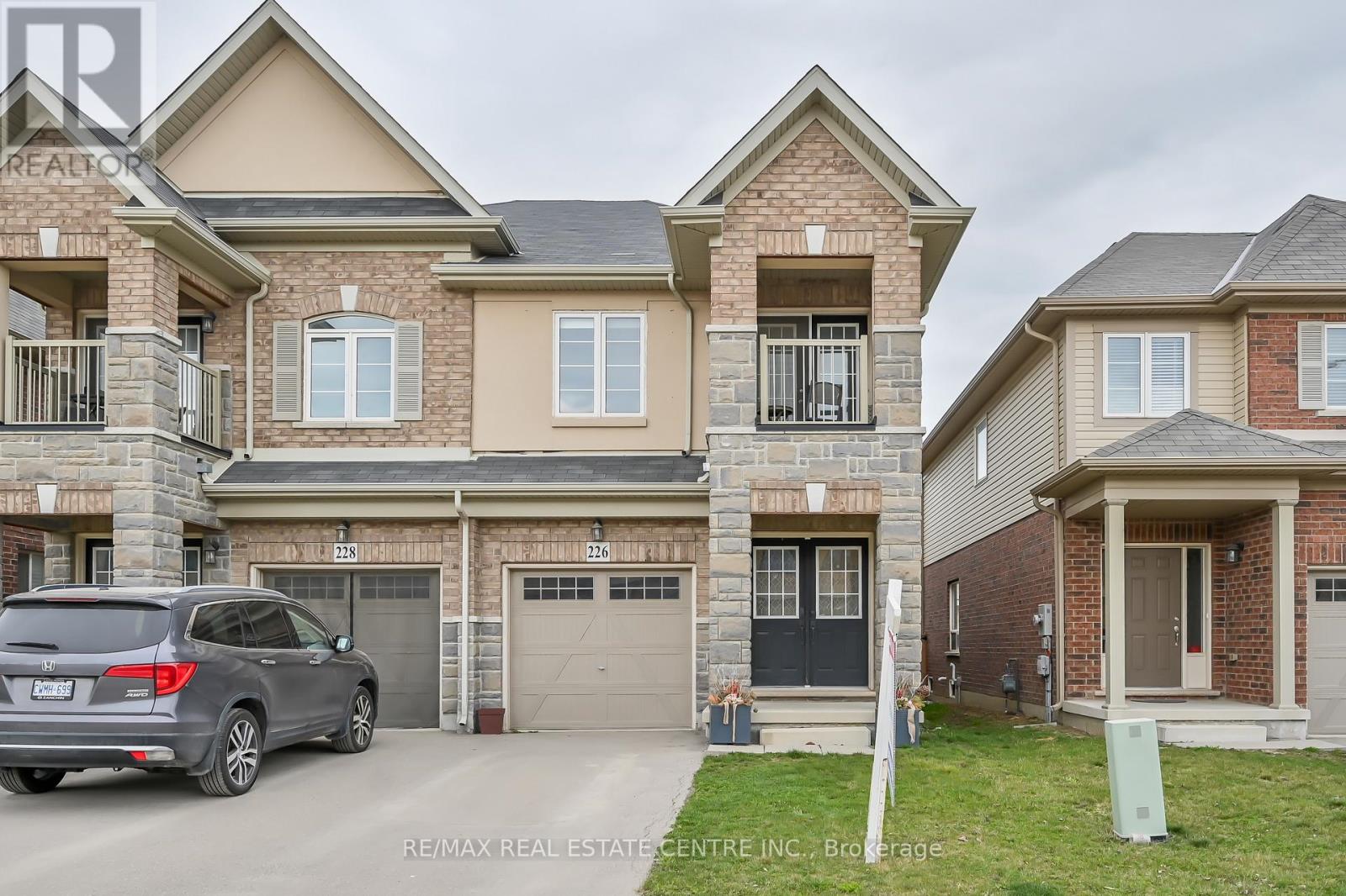 226 Lormont Boulevard, Hamilton, Ontario  L8J 0J9 - Photo 1 - X13080344