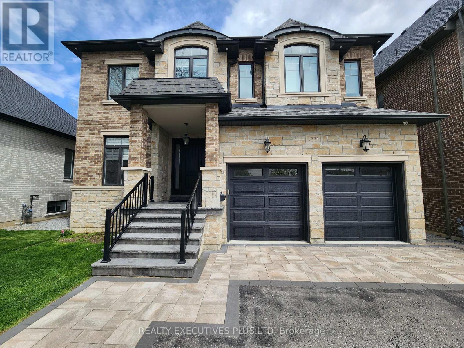 1771 Woodview Avenue, Pickering, Ontario  L1V 1L3 - Photo 3 - E12792296
