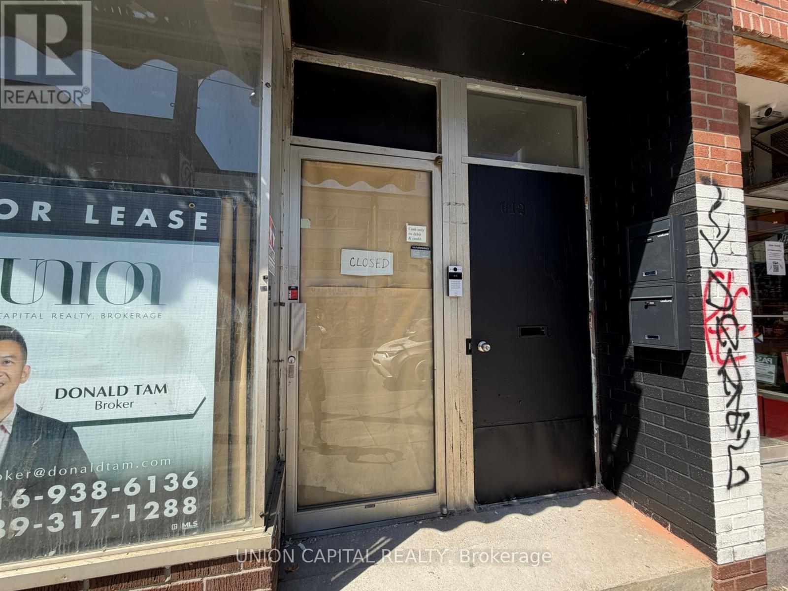 612 Gerrard Street E, Toronto, Ontario  M4M 1Y3 - Photo 3 - E12879834