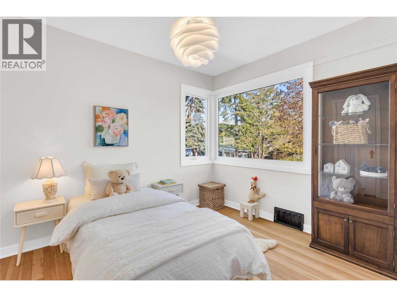 1347 Highland Drive S, Kelowna, British Columbia  V1Y 3V9 - Photo 15 - 10383532