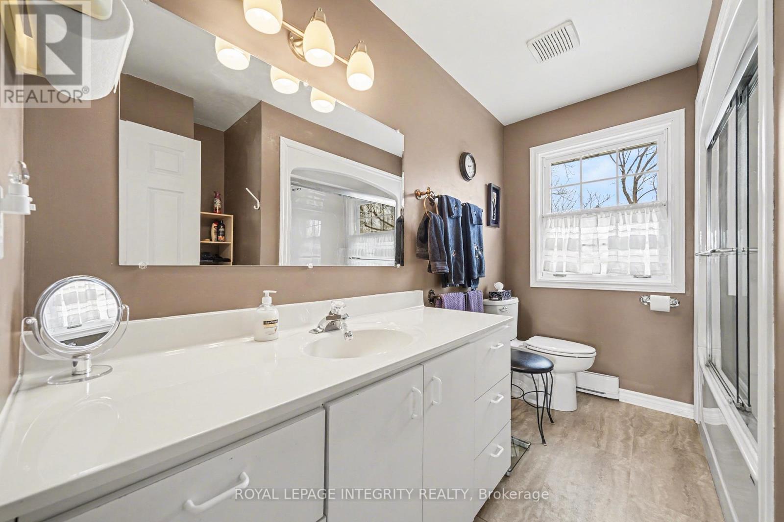 88 R12 Road, Rideau Lakes, Ontario  K0G 1L0 - Photo 24 - X12985084