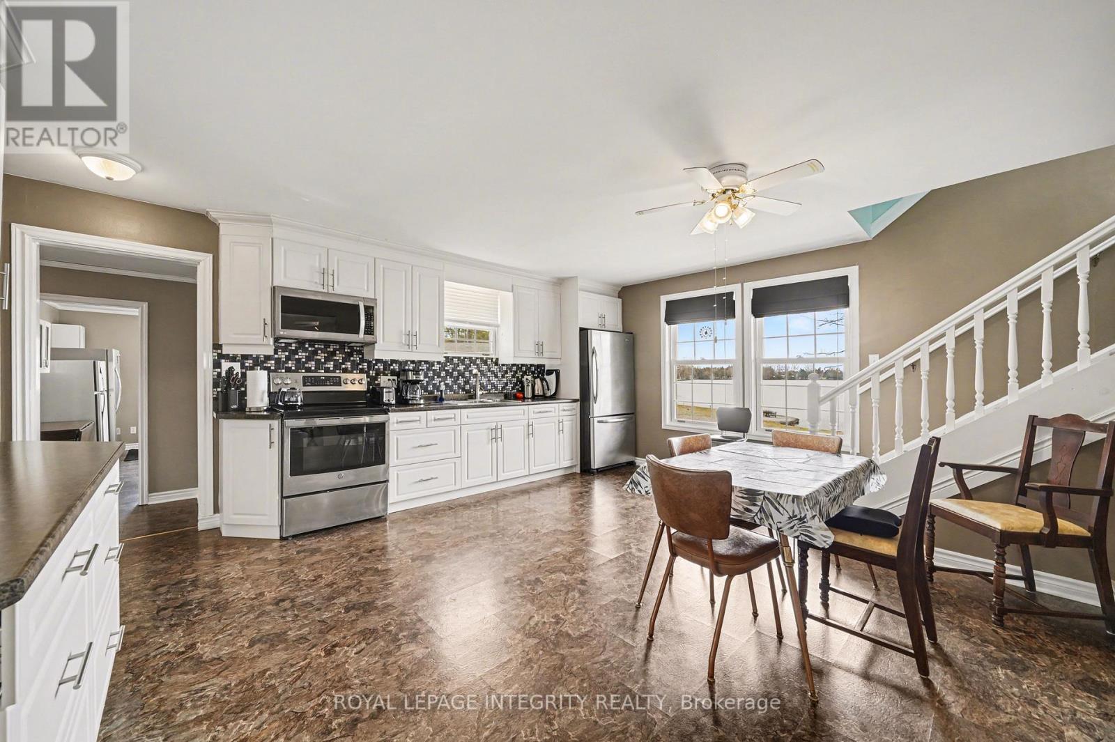 88 R12 Road, Rideau Lakes, Ontario  K0G 1L0 - Photo 13 - X12985084