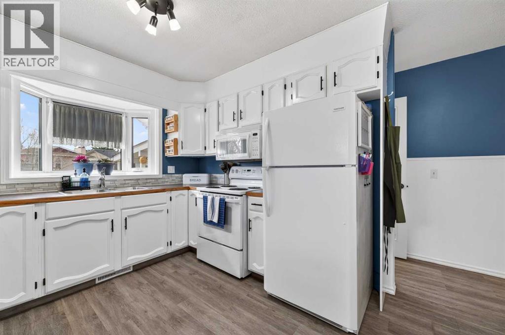 1427 Mccrimmon Drive, Carstairs, Alberta  T0M 0N0 - Photo 15 - A2305032
