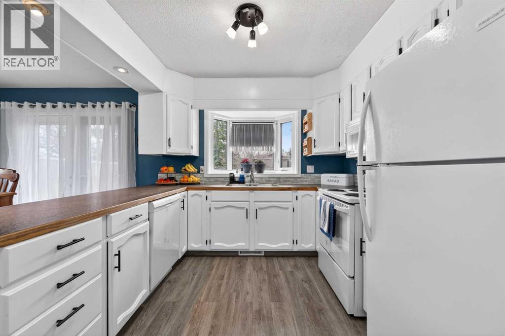 1427 Mccrimmon Drive, Carstairs, Alberta  T0M 0N0 - Photo 17 - A2305032